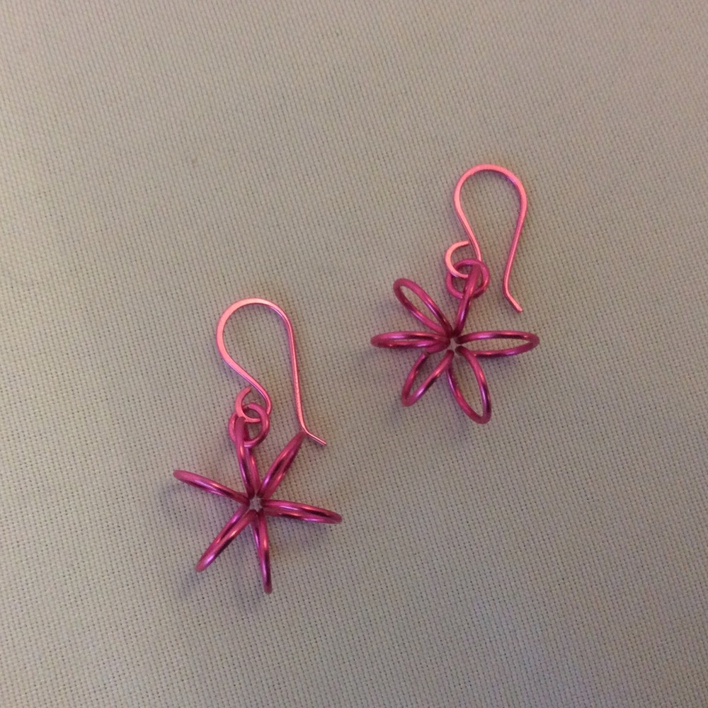 Handmade Pink Daisy Earrings❗️ON SALE❗️